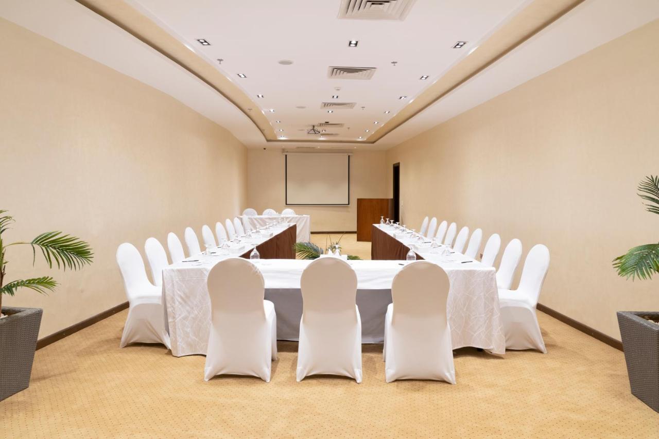 Hotel Grand Ocean El Sokhna Ain Soukhna Exteriér fotografie Meeting room at the hotel